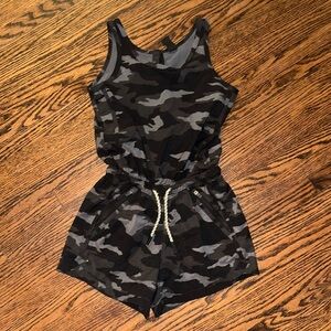 Athleta Girl size S/7 GUC black camo romper